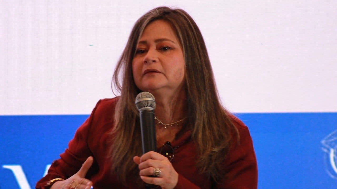ana cañón ana cañón