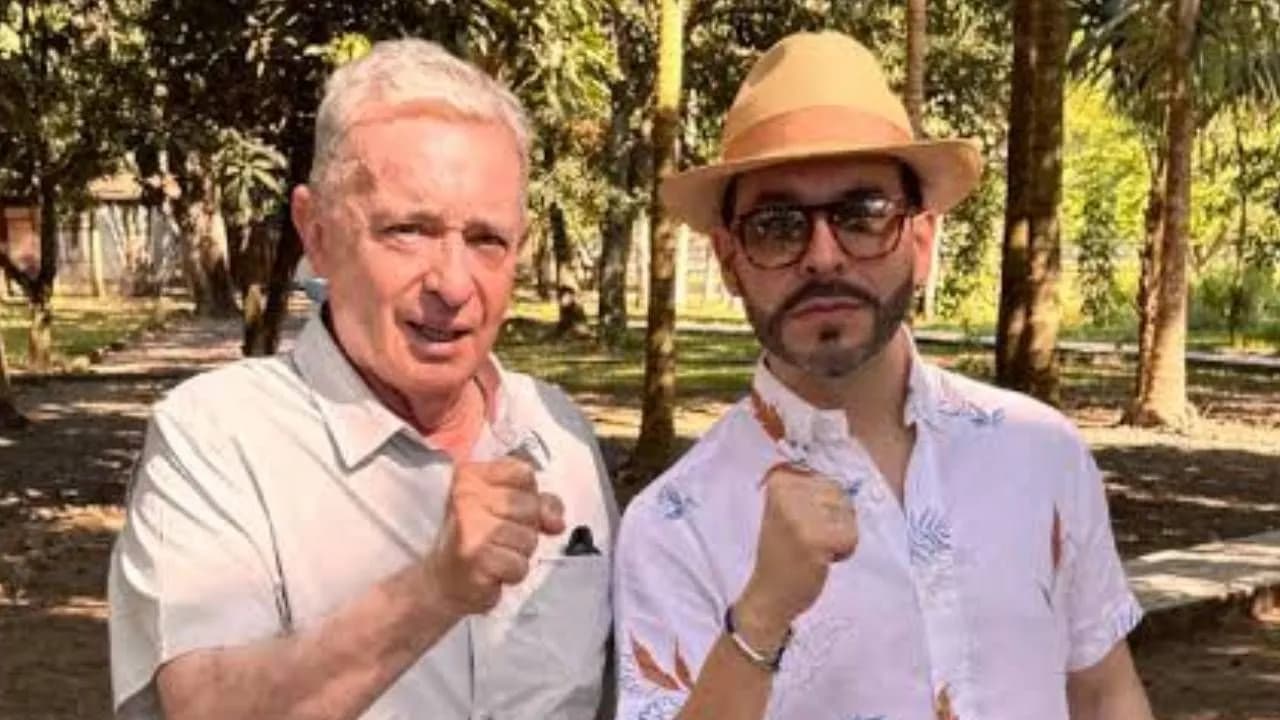 ¿Comienzan las grietas? El choque entre Álvaro Uribe y el estratega de la campaña ganadora de Abelardo de la Espriella ¿Comienzan las grietas? El choque entre Álvaro Uribe y el estratega de la campaña ganadora de Abelardo de la Espriella