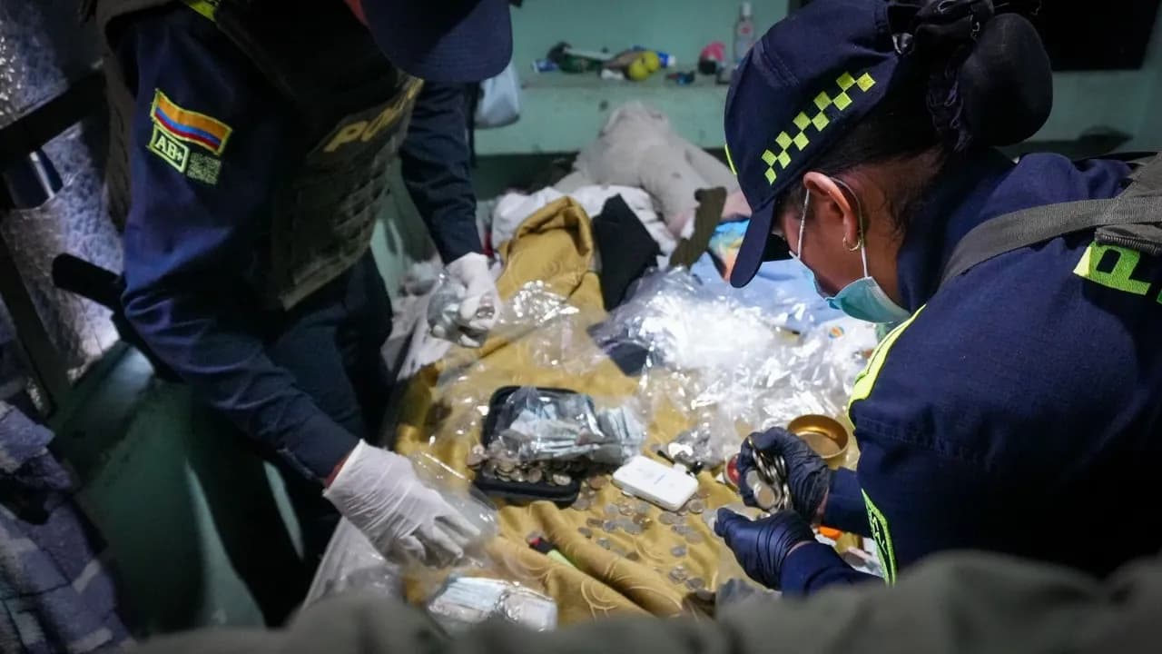 Seis de cada diez casos policiales en Bogotá no tienen quién los tramite: el porte de armas es el principal Seis de cada diez casos policiales en Bogotá no tienen quién los tramite: el porte de armas es el principal