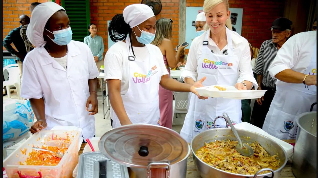 Un plato servido con dignidad: las historias detrás de Comedores Valle Un plato servido con dignidad: las historias detrás de Comedores Valle