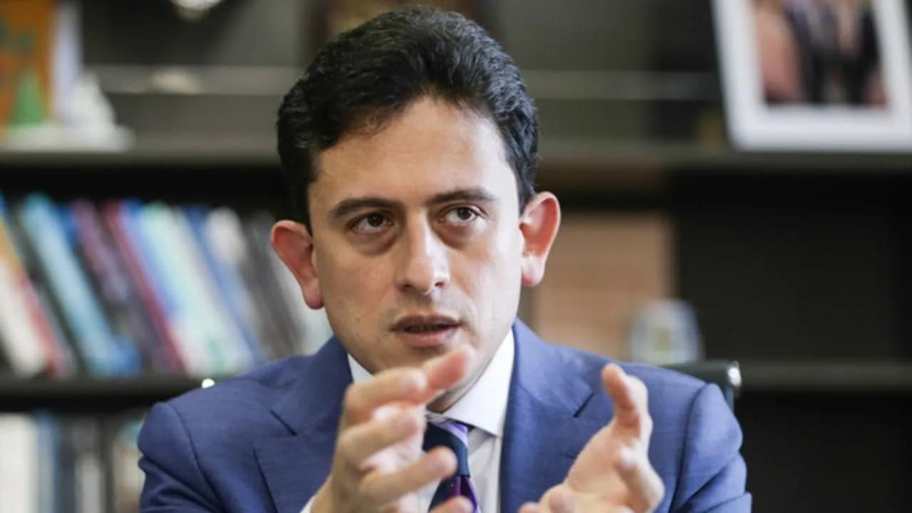 Luis Carlos Reyes Luis Carlos Reyes