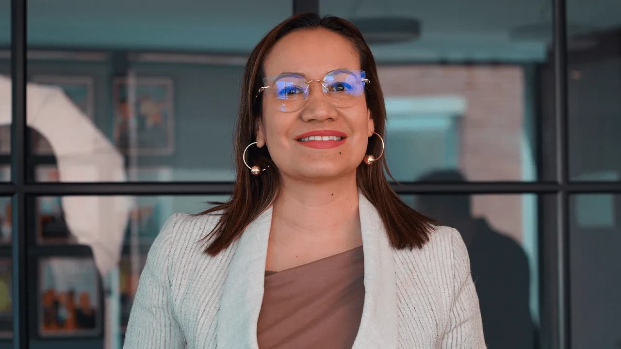 La exministra de Salud busca convertirse en una de las voces más fuertes de la oposición al Gobiero de Abelardo de la Espriella | Crédito: Ana María Cañón La exministra de Salud busca convertirse en una de las voces más fuertes de la oposición al Gobiero de Abelardo de la Espriella | Crédito: Ana María Cañón