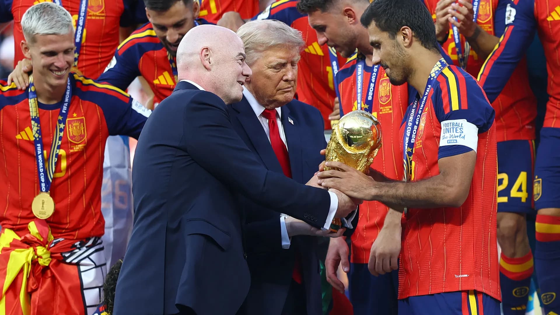 Trump pretende proponer a Infantino como secretario general de la ONU: ¿puede un perfil como el suyo llegar a ese cargo? Trump pretende proponer a Infantino como secretario general de la ONU: ¿puede un perfil como el suyo llegar a ese cargo?