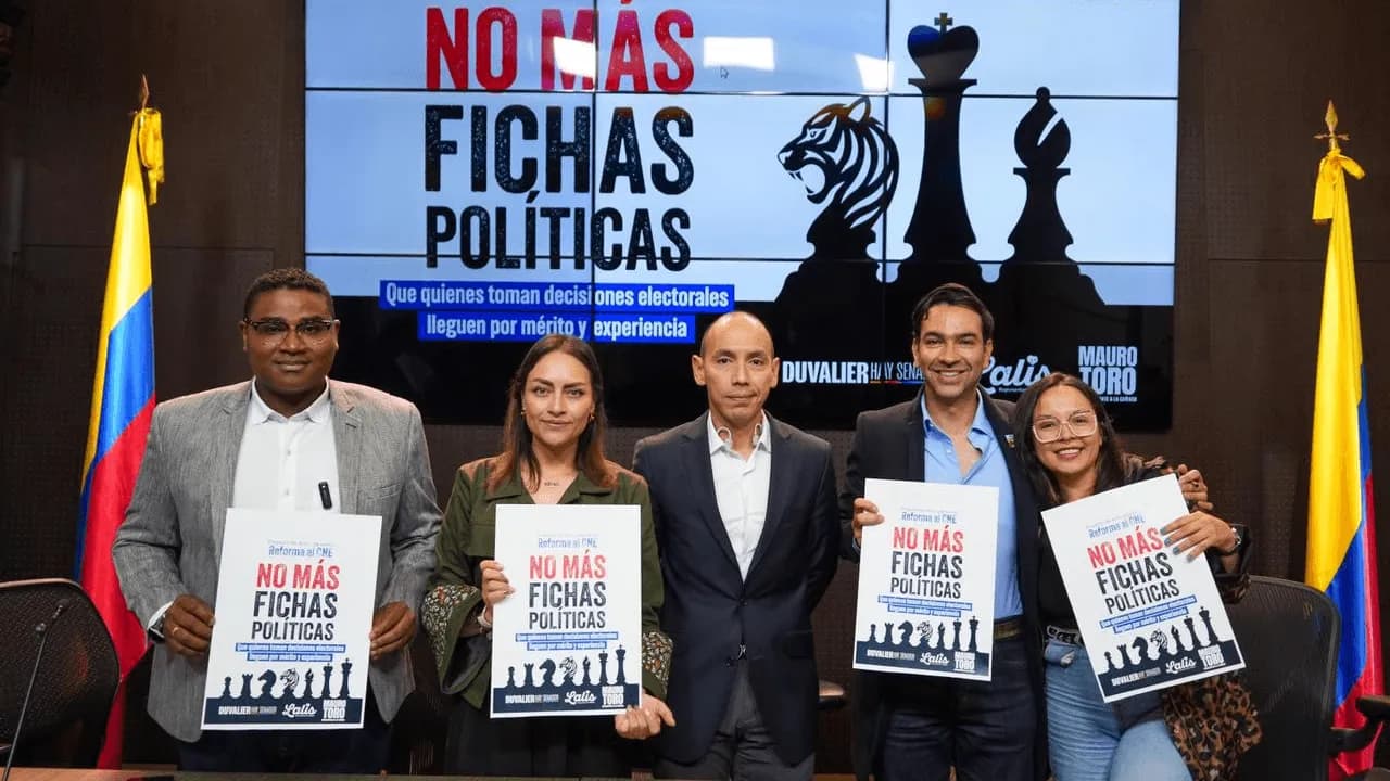 Oposición radica reforma al CNE: la elección de magistrados pasaría a altas cortes Oposición radica reforma al CNE: la elección de magistrados pasaría a altas cortes