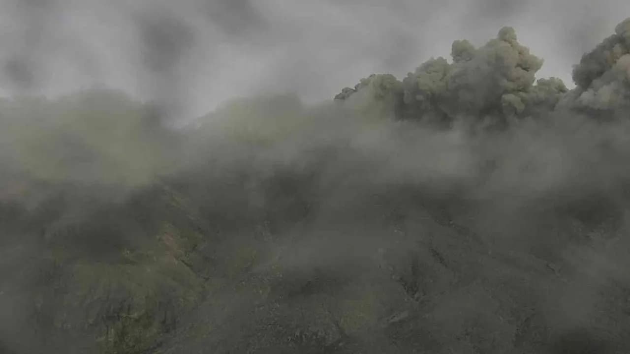 Volcán Puracé registró menos ceniza, pero se mantiene la alerta naranja: ¿hay menos riesgo de erupción? Volcán Puracé registró menos ceniza, pero se mantiene la alerta naranja: ¿hay menos riesgo de erupción?
