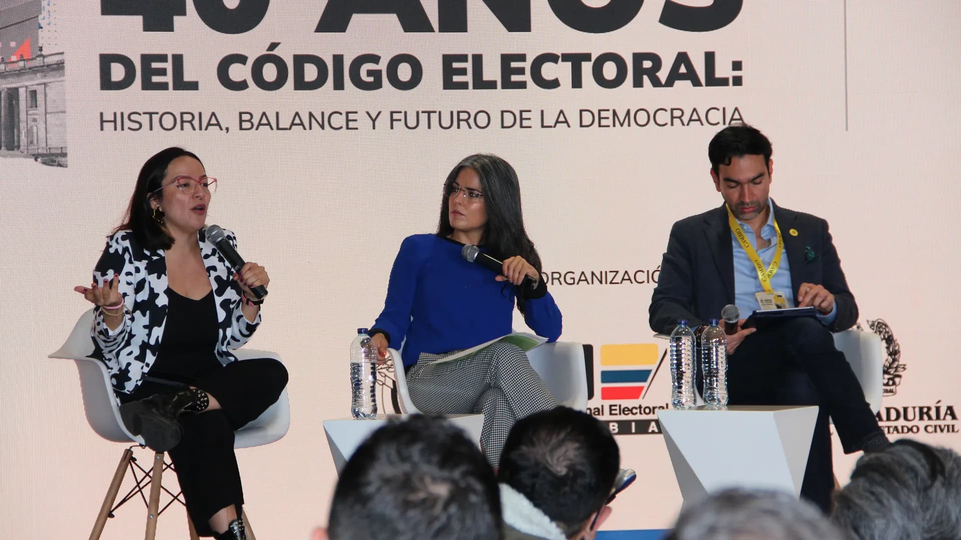 “El Código Electoral no habla de internet, inteligencia artificial ni deepfakes”: los retos que enfrenta el sistema electoral colombiano “El Código Electoral no habla de internet, inteligencia artificial ni deepfakes”: los retos que enfrenta el sistema electoral colombiano