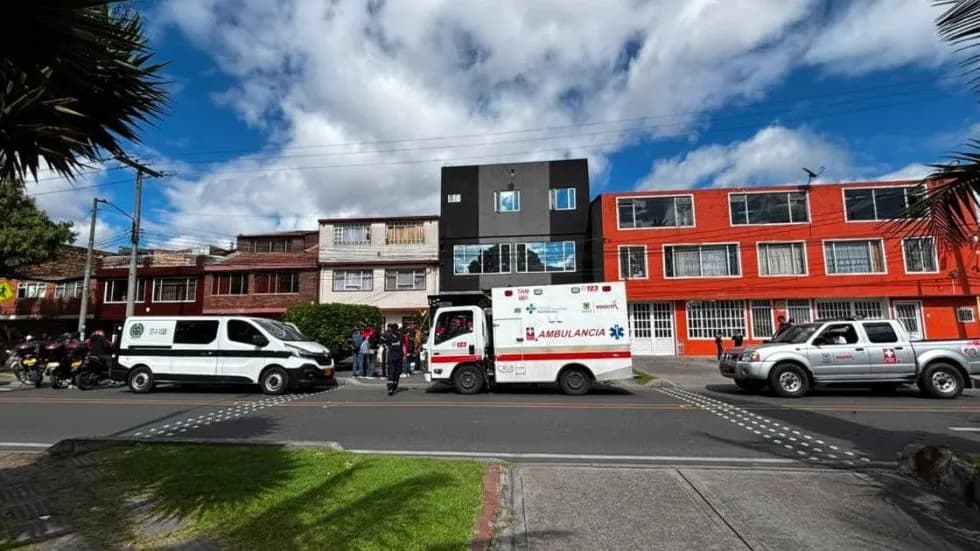 Investigan muerte de una mujer tras presunta cirugía en una clínica clandestina de Puente Aranda en Bogotá Investigan muerte de una mujer tras presunta cirugía en una clínica clandestina de Puente Aranda en Bogotá