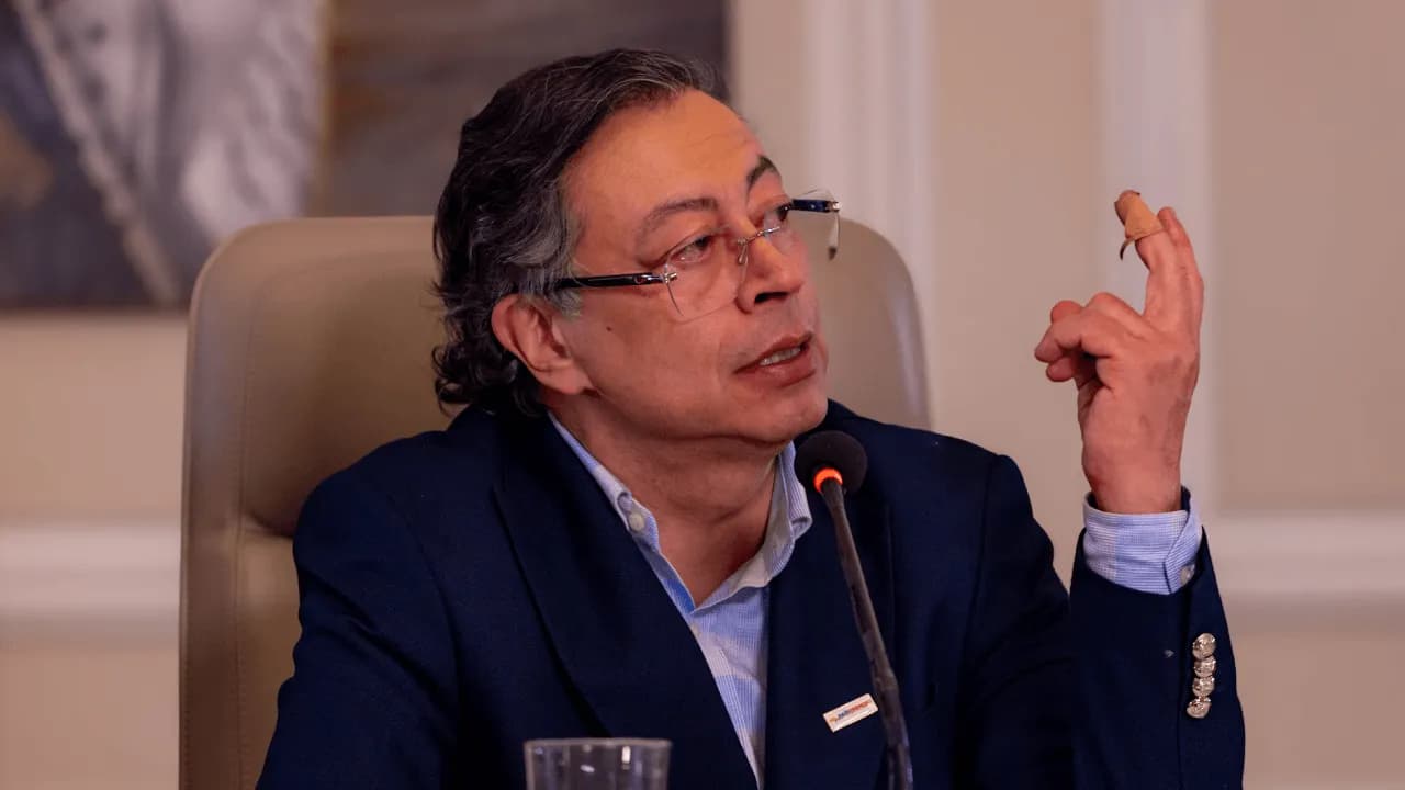 Presidente Gustavo Petro en el consejo de ministros Presidente Gustavo Petro en el consejo de ministros