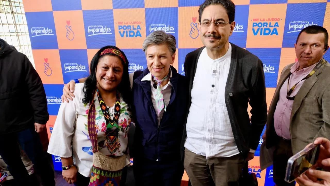 Claudia López aterrizó en la campaña de Iván Cepeda: ¿cuántos votos de centro puede aportar en segunda vuelta? Claudia López aterrizó en la campaña de Iván Cepeda: ¿cuántos votos de centro puede aportar en segunda vuelta?