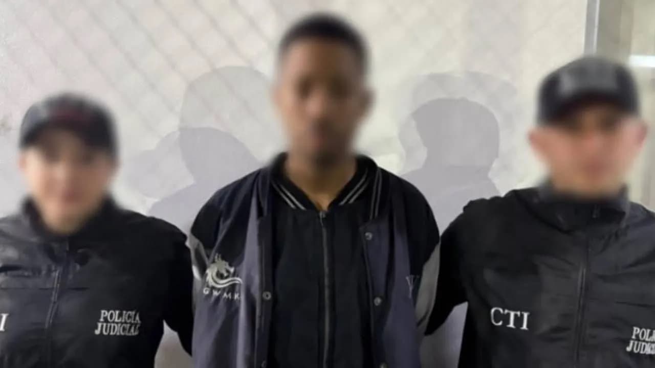 Nuevos detalles del crimen de la niña hallada muerta en una alcantarilla de Ciudad Bolívar: habló la hermana y capturaron al presunto responsable Nuevos detalles del crimen de la niña hallada muerta en una alcantarilla de Ciudad Bolívar: habló la hermana y capturaron al presunto responsable