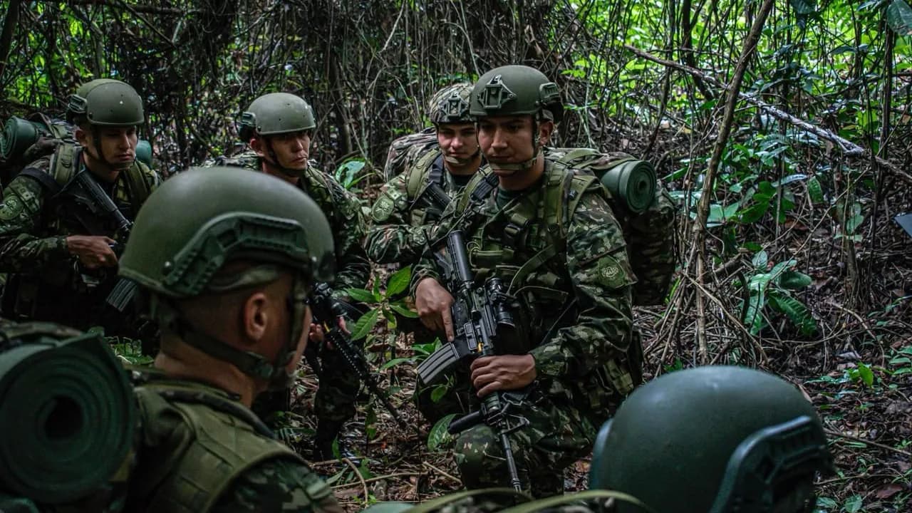 Una nueva iniciativa para permitir el voto de militares y policías fue presentado nuevamente en el congreso. Crédito: Ejército Nacional. Una nueva iniciativa para permitir el voto de militares y policías fue presentado nuevamente en el congreso. Crédito: Ejército Nacional.