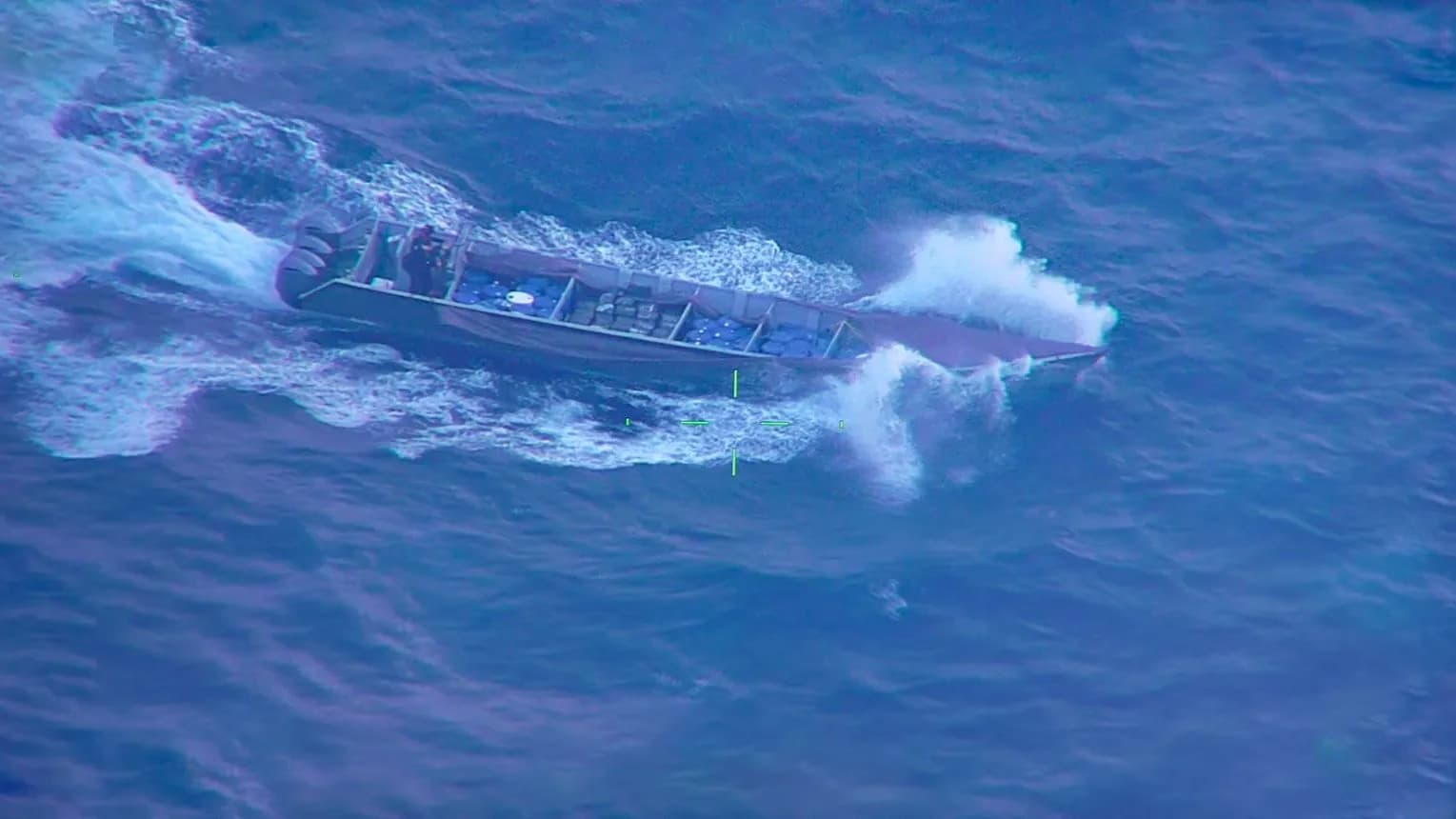 Armada incauta más de tres toneladas de clorhidrato de cocaína en el Caribe colombiano Armada incauta más de tres toneladas de clorhidrato de cocaína en el Caribe colombiano
