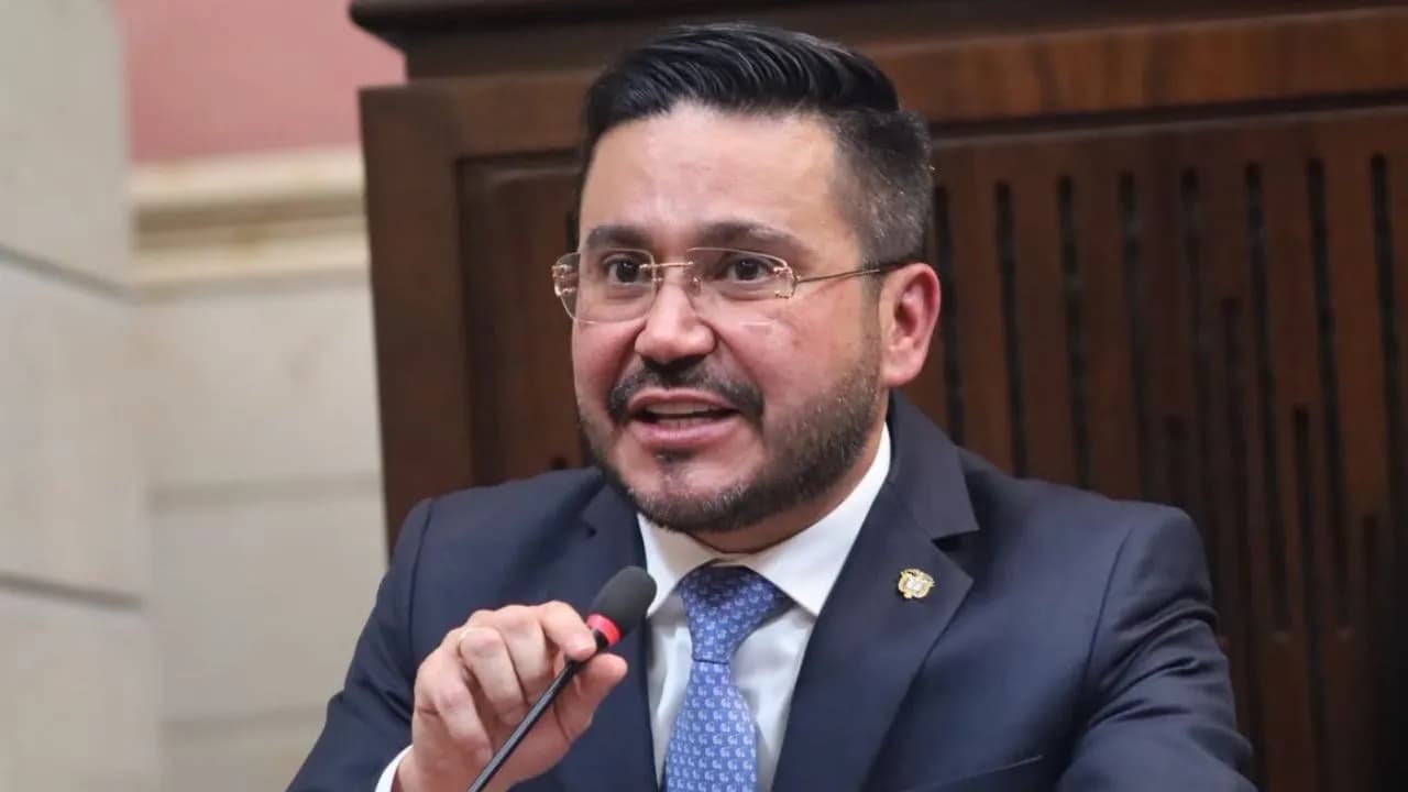 Jorge Eliécer Laverde recibió el respaldo de 269 de los 279 congresistas presentes en la sesión plenaria de este 12 de agosto | Prensa: Senado Jorge Eliécer Laverde recibió el respaldo de 269 de los 279 congresistas presentes en la sesión plenaria de este 12 de agosto | Prensa: Senado