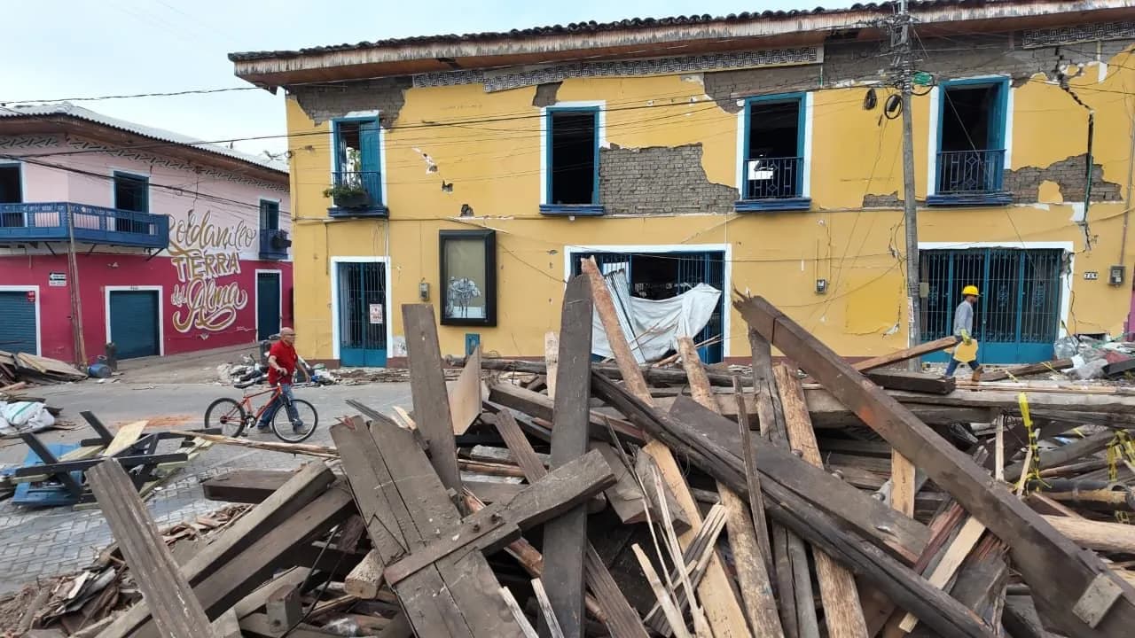 Una imagen de Roldanillo, Valle del Cauca, tras el terremoto. Foto: cortesía de Raúl Palacios / El País. Una imagen de Roldanillo, Valle del Cauca, tras el terremoto. Foto: cortesía de Raúl Palacios / El País.
