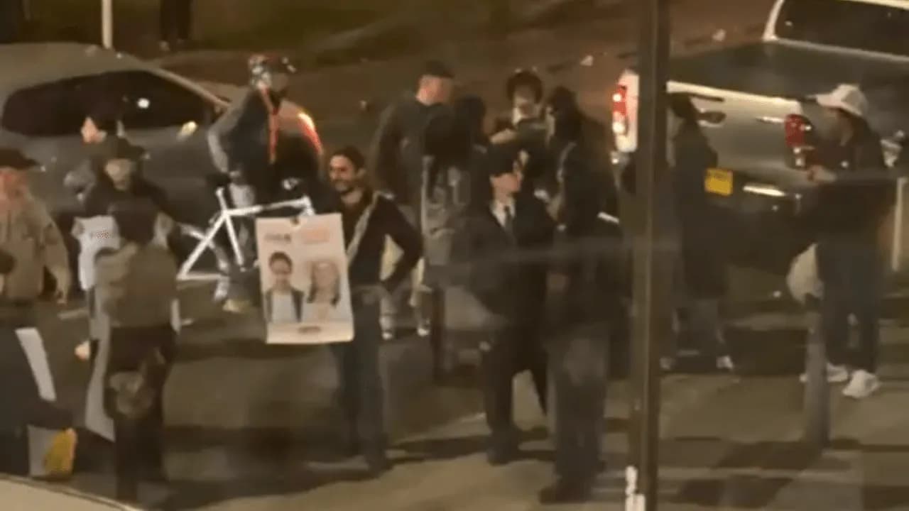 Petro hace un llamado a la calma y pide fin al "discurso del odio" ante tensiones electorales Petro hace un llamado a la calma y pide fin al "discurso del odio" ante tensiones electorales
