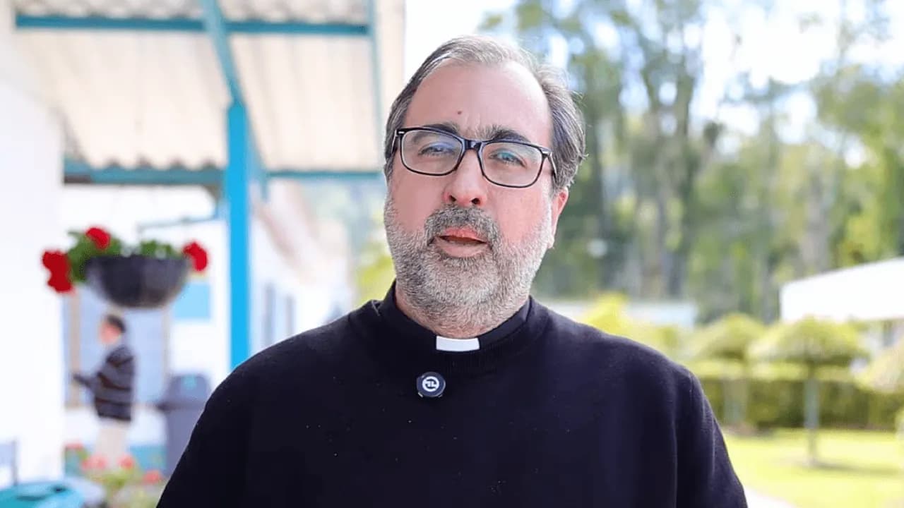 Presidencia de la República asegura que el padre Rodolfo Londoño no es primo del presidente Presidencia de la República asegura que el padre Rodolfo Londoño no es primo del presidente