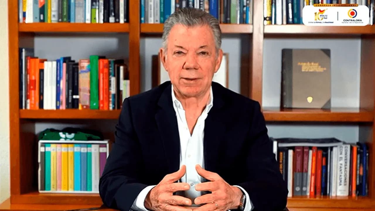 Juan Manuel Santos llama al gobierno de Abelardo a que "retome el camino de la implementación" Juan Manuel Santos llama al gobierno de Abelardo a que "retome el camino de la implementación"