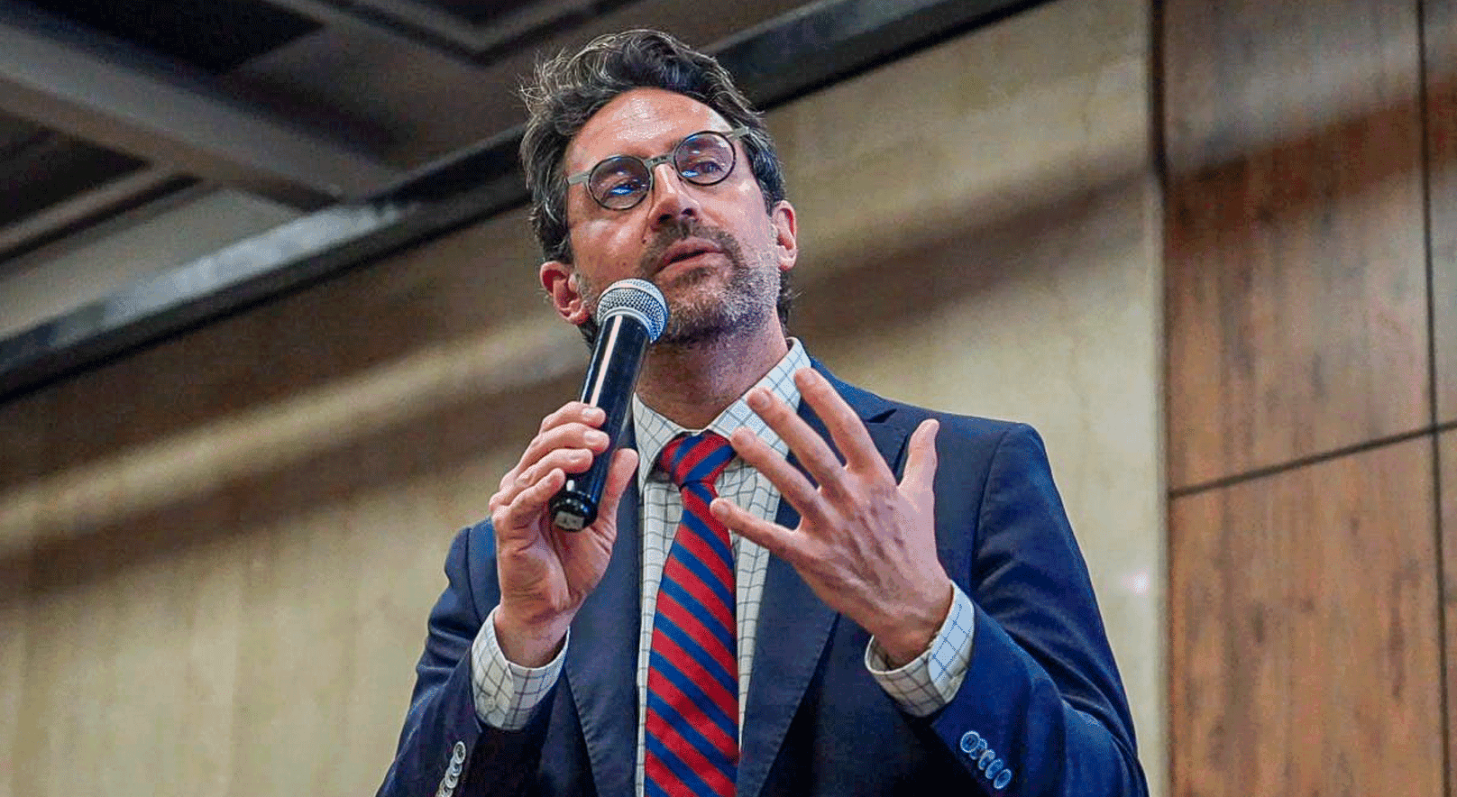 Políticas Públicas | Camilo Enciso analiza la corrupción en Colombia: un problema grave, estructural y urgente Políticas Públicas | Camilo Enciso analiza la corrupción en Colombia: un problema grave, estructural y urgente