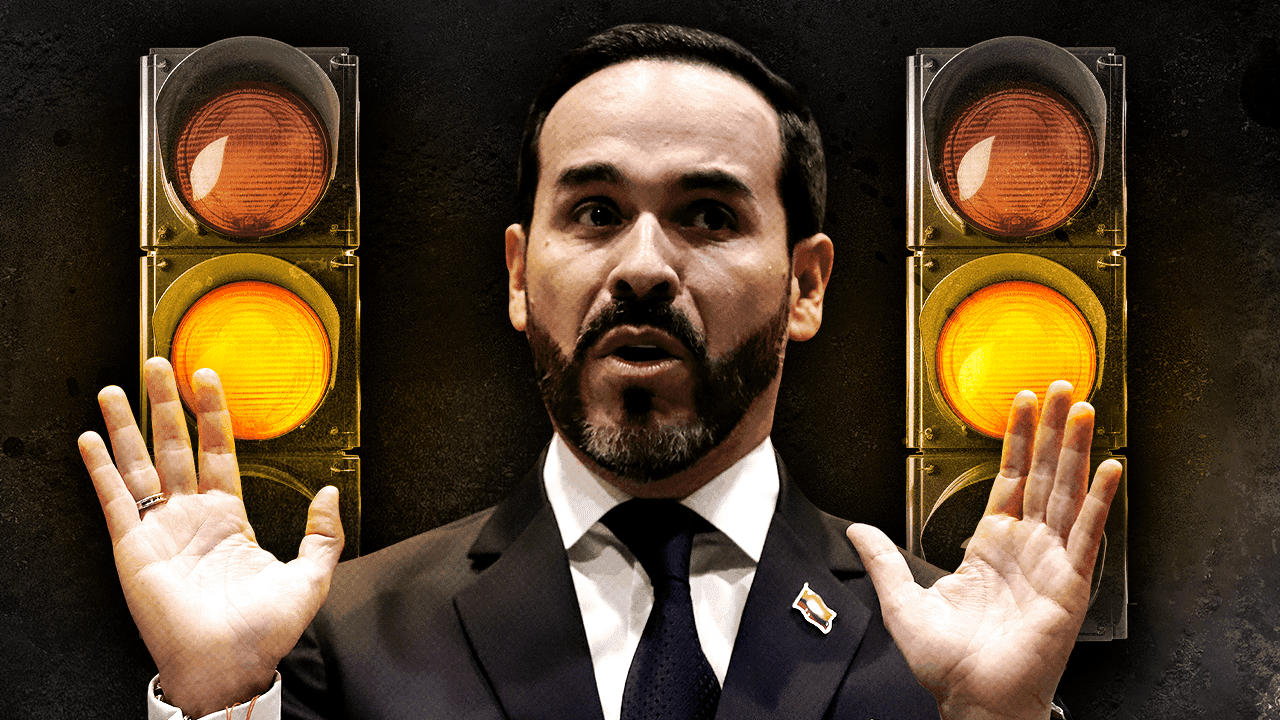 Entre luces verdes y alertas rojas: el estado de la economía que recibe el nuevo gobierno Entre luces verdes y alertas rojas: el estado de la economía que recibe el nuevo gobierno