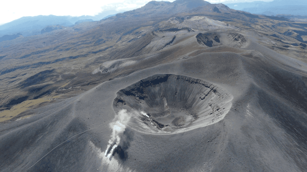 Elevan el nivel de alerta del volcán Puracé de amarillo a naranja debido a cambios en su actividad Elevan el nivel de alerta del volcán Puracé de amarillo a naranja debido a cambios en su actividad