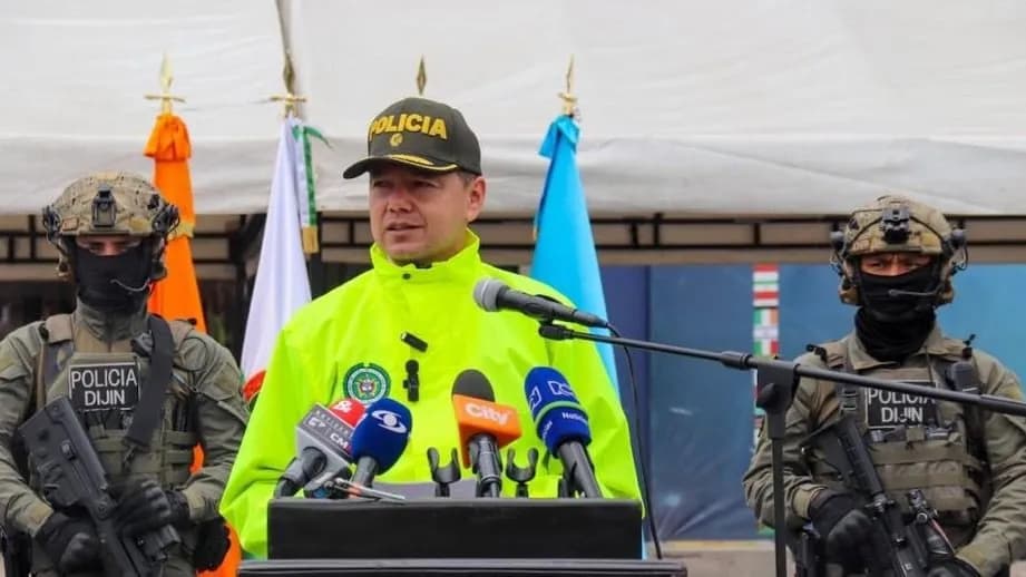 ¿Por qué implican al general Edwin Urrego en un supuesto complot para dejar drogas en la camioneta de la caravana presidencial? ¿Por qué implican al general Edwin Urrego en un supuesto complot para dejar drogas en la camioneta de la caravana presidencial?