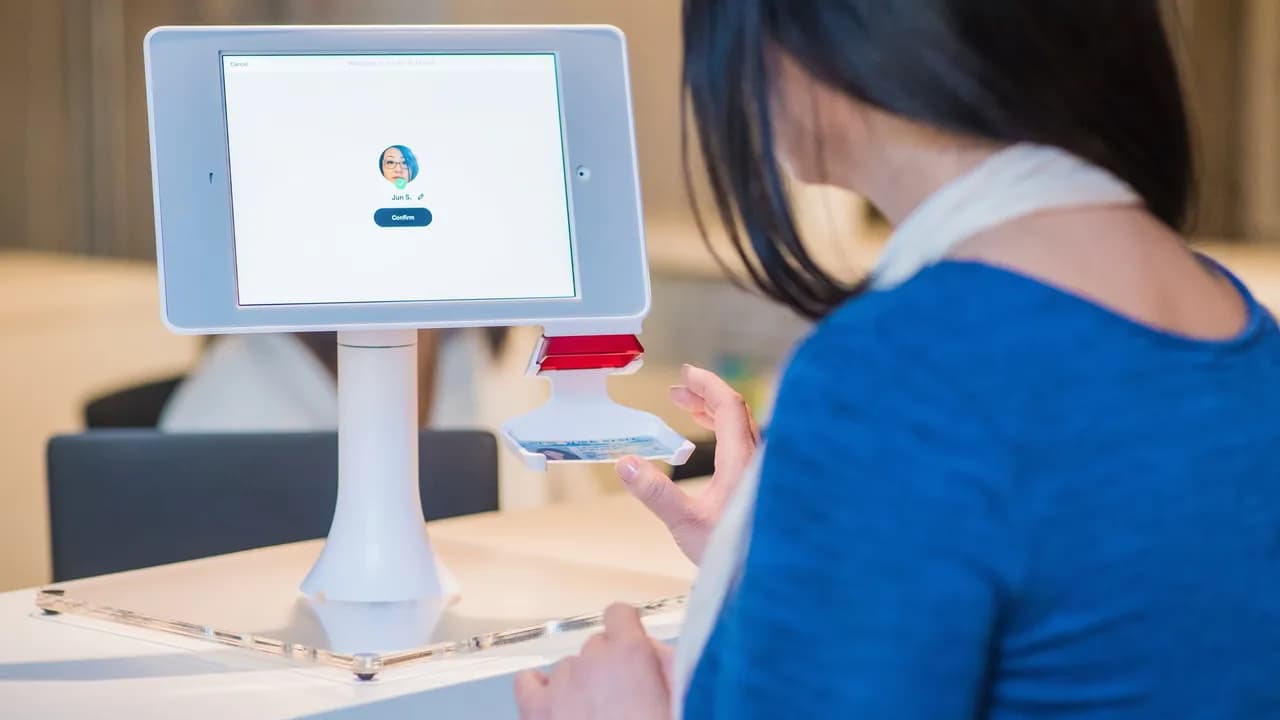 photologuephotos2022-03proxyclick-visitor-management-system-5xpupadcdw-unsplash_1jpg photologuephotos2022-03proxyclick-visitor-management-system-5xpupadcdw-unsplash_1jpg