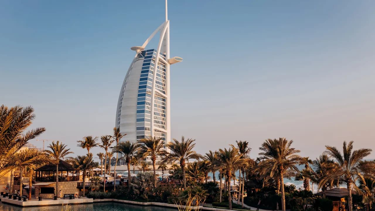photologuephotos2023-11dubai-eau-04-noviembre-2021-vista-hotel-burj-al-arab-madinat-jumeirah-dubai-al-atardecer-arquitectura-moderna-lujo-concepto-turismo_2jpg photologuephotos2023-11dubai-eau-04-noviembre-2021-vista-hotel-burj-al-arab-madinat-jumeirah-dubai-al-atardecer-arquitectura-moderna-lujo-concepto-turismo_2jpg
