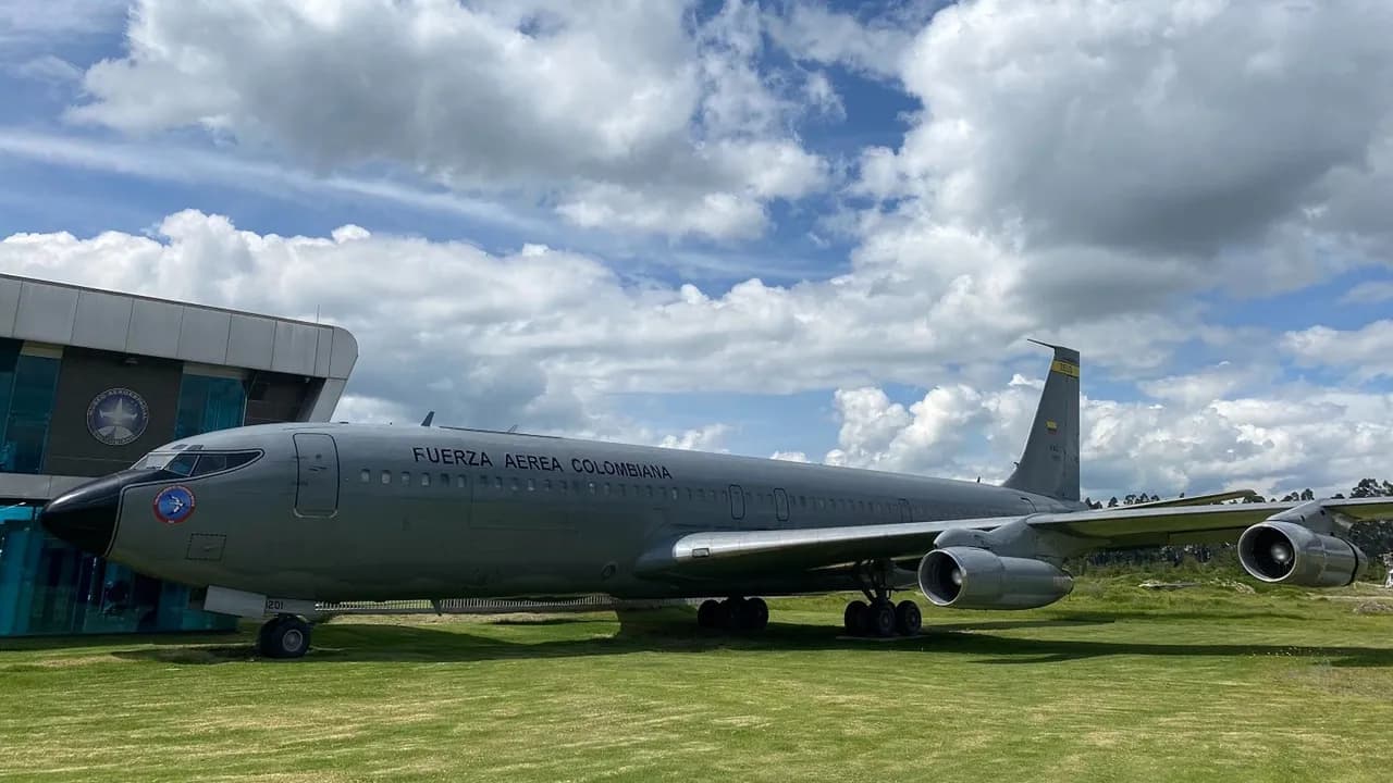 photologuephotos2023-09boeing_707_zeus_fac_1201_0jpg photologuephotos2023-09boeing_707_zeus_fac_1201_0jpg