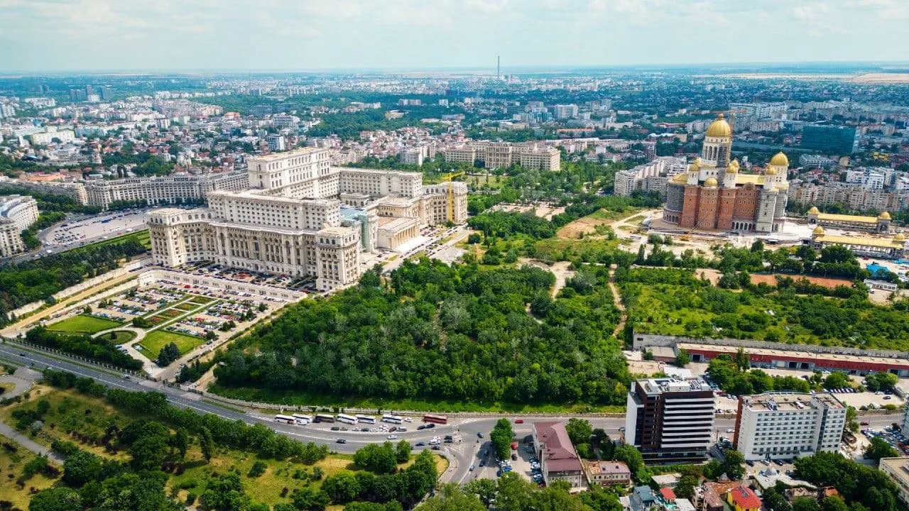 photologuephotos2024-02vista-aerea-drones-centro-ciudad-bucarest-rumania-palacio-parlamento_1jpg photologuephotos2024-02vista-aerea-drones-centro-ciudad-bucarest-rumania-palacio-parlamento_1jpg