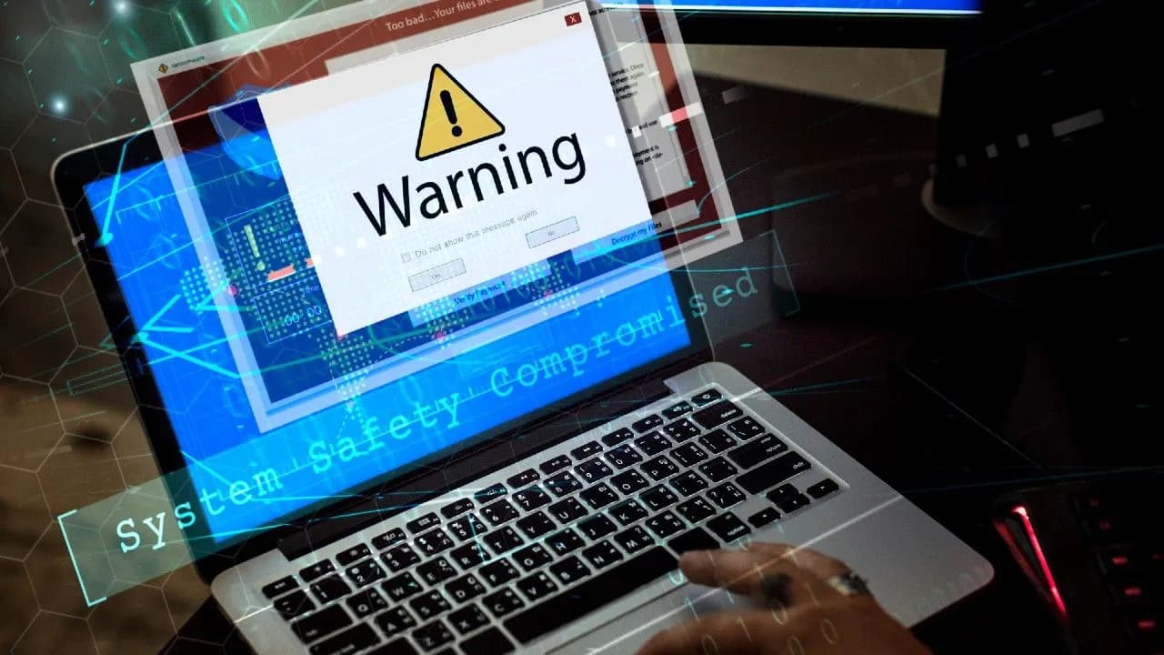 photologuephotos2024-03computer-with-warning-pop-up-sign-window_1jpg photologuephotos2024-03computer-with-warning-pop-up-sign-window_1jpg