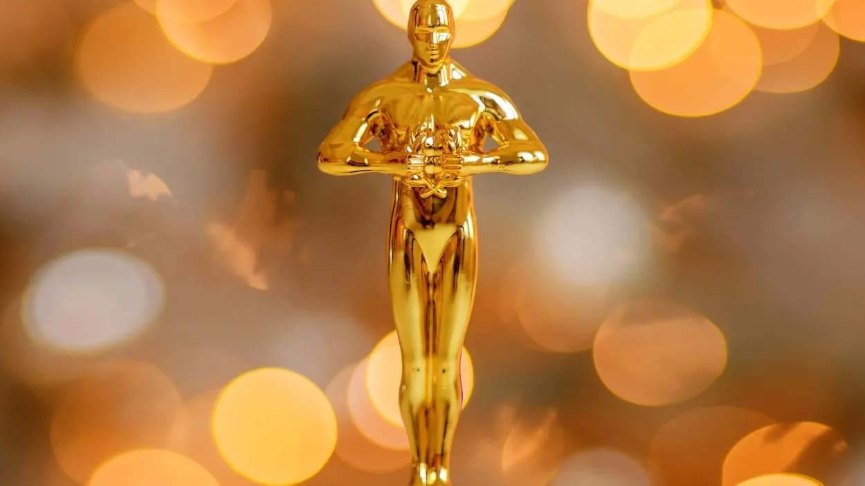 photologuephotos2024-01imitacion-estatuilla-trofeo-oscar-oro-hollywood-ceremonia-premiacion-cine_1jpg photologuephotos2024-01imitacion-estatuilla-trofeo-oscar-oro-hollywood-ceremonia-premiacion-cine_1jpg
