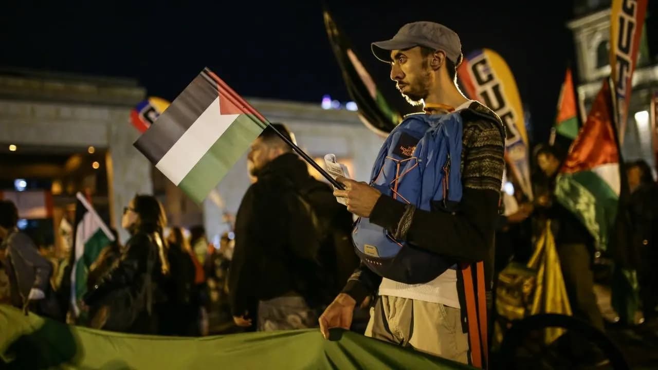 photologuephotos2024-04estados_unidos_crece_movimiento_estudiantil_contra_politica_de_washington_frente_a_israeljpg photologuephotos2024-04estados_unidos_crece_movimiento_estudiantil_contra_politica_de_washington_frente_a_israeljpg