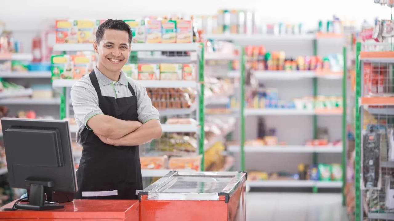 photologuephotos2024-05shopkeeper-grocery-store_1jpg photologuephotos2024-05shopkeeper-grocery-store_1jpg