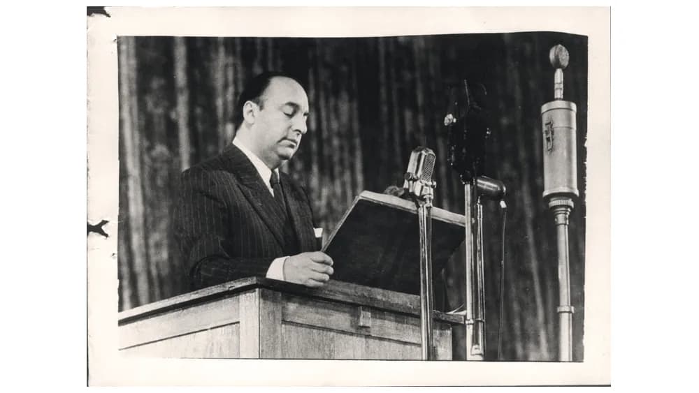 photologuephotos2024-03neruda_thumbnailpng photologuephotos2024-03neruda_thumbnailpng