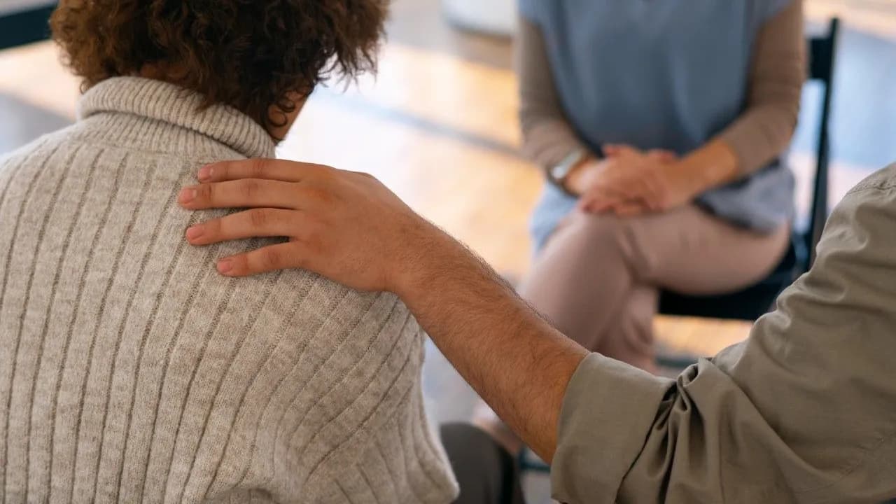 photologuephotos2024-06people-sharing-feelings-emotions-group-therapy-sessionjpg photologuephotos2024-06people-sharing-feelings-emotions-group-therapy-sessionjpg