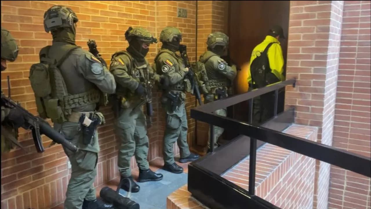 photologuephotos2024-05policia_envigadojpg photologuephotos2024-05policia_envigadojpg