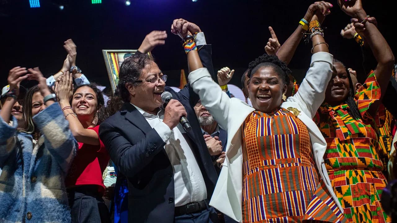 photologuephotos2022-062022-06-20t000000z_2056543863_mt1nurpho000zt0fnm_rtrmadp_3_colombia-politicsjpg photologuephotos2022-062022-06-20t000000z_2056543863_mt1nurpho000zt0fnm_rtrmadp_3_colombia-politicsjpg