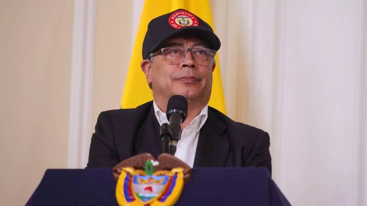 photologuephotos2024-05gustavo_petro_no_tendra_que_pagar_millonaria_multa_por_el_lio_de_las_basuras_de_bogotajpg photologuephotos2024-05gustavo_petro_no_tendra_que_pagar_millonaria_multa_por_el_lio_de_las_basuras_de_bogotajpg