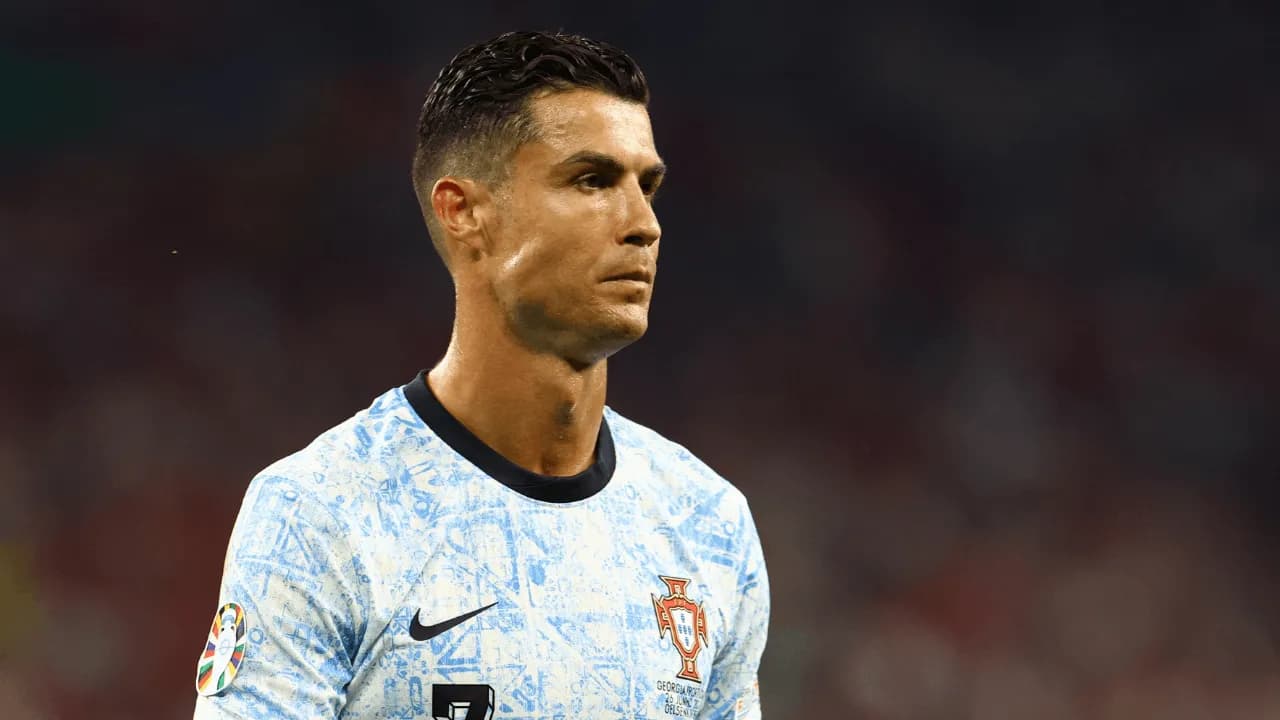 photologuephotos2024-06cristiano_ronaldo_en_el_partido_que_portugal_perdio_ante_georgia_en_la_eurocopa_2024png photologuephotos2024-06cristiano_ronaldo_en_el_partido_que_portugal_perdio_ante_georgia_en_la_eurocopa_2024png
