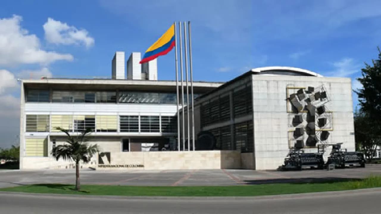 photologuephotos2024-06imprenta-nacional-cedulas-extranjeriajpg photologuephotos2024-06imprenta-nacional-cedulas-extranjeriajpg
