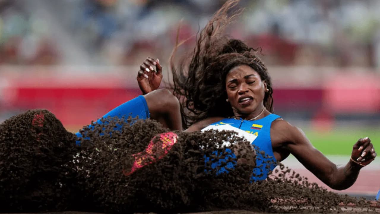 photologuephotos2024-07caterine_ibarguen_medallista_olimpicapng photologuephotos2024-07caterine_ibarguen_medallista_olimpicapng