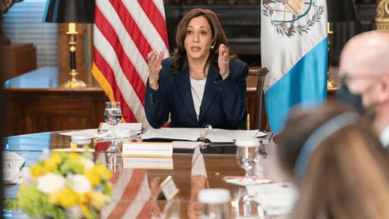 photologuephotos2024-08kamala_harris_vicepresidenta_de_estados_unidos_y_candidata_presidencial_por_el_partido_democratapng photologuephotos2024-08kamala_harris_vicepresidenta_de_estados_unidos_y_candidata_presidencial_por_el_partido_democratapng