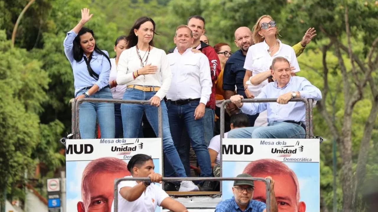 photologuephotos2024-07protestas_en_venezuela_miles_de_personas_y_lideres_de_oposicion_se_reunenjpg photologuephotos2024-07protestas_en_venezuela_miles_de_personas_y_lideres_de_oposicion_se_reunenjpg