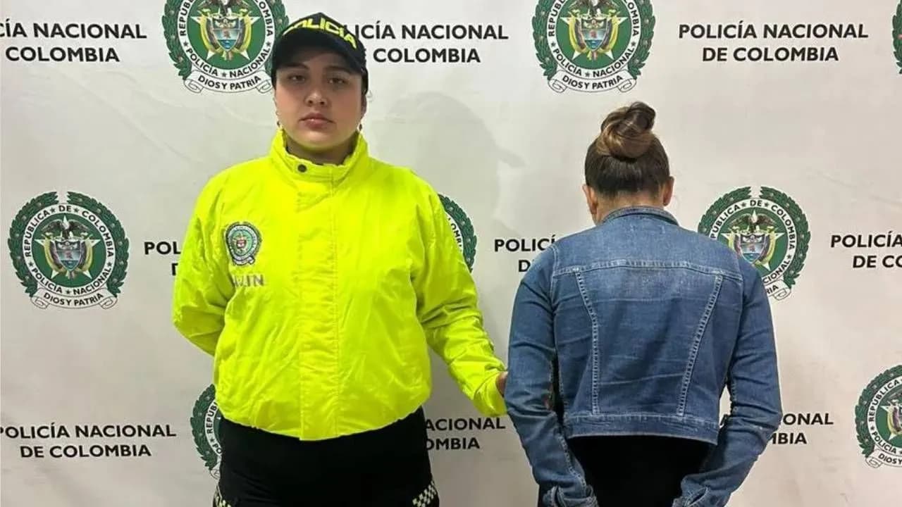 photologuephotos2024-07capturan_a_mujer_en_bogota_que_torturaba_a_sus_dos_hijos_menores_de_edadjpg photologuephotos2024-07capturan_a_mujer_en_bogota_que_torturaba_a_sus_dos_hijos_menores_de_edadjpg