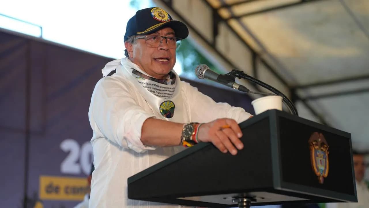 photologuephotos2024-09presidente_gustavo_petro_denuncia_que_lo_quieren_sacar_del_poder_en_contravia_de_la_constitucionjpg photologuephotos2024-09presidente_gustavo_petro_denuncia_que_lo_quieren_sacar_del_poder_en_contravia_de_la_constitucionjpg