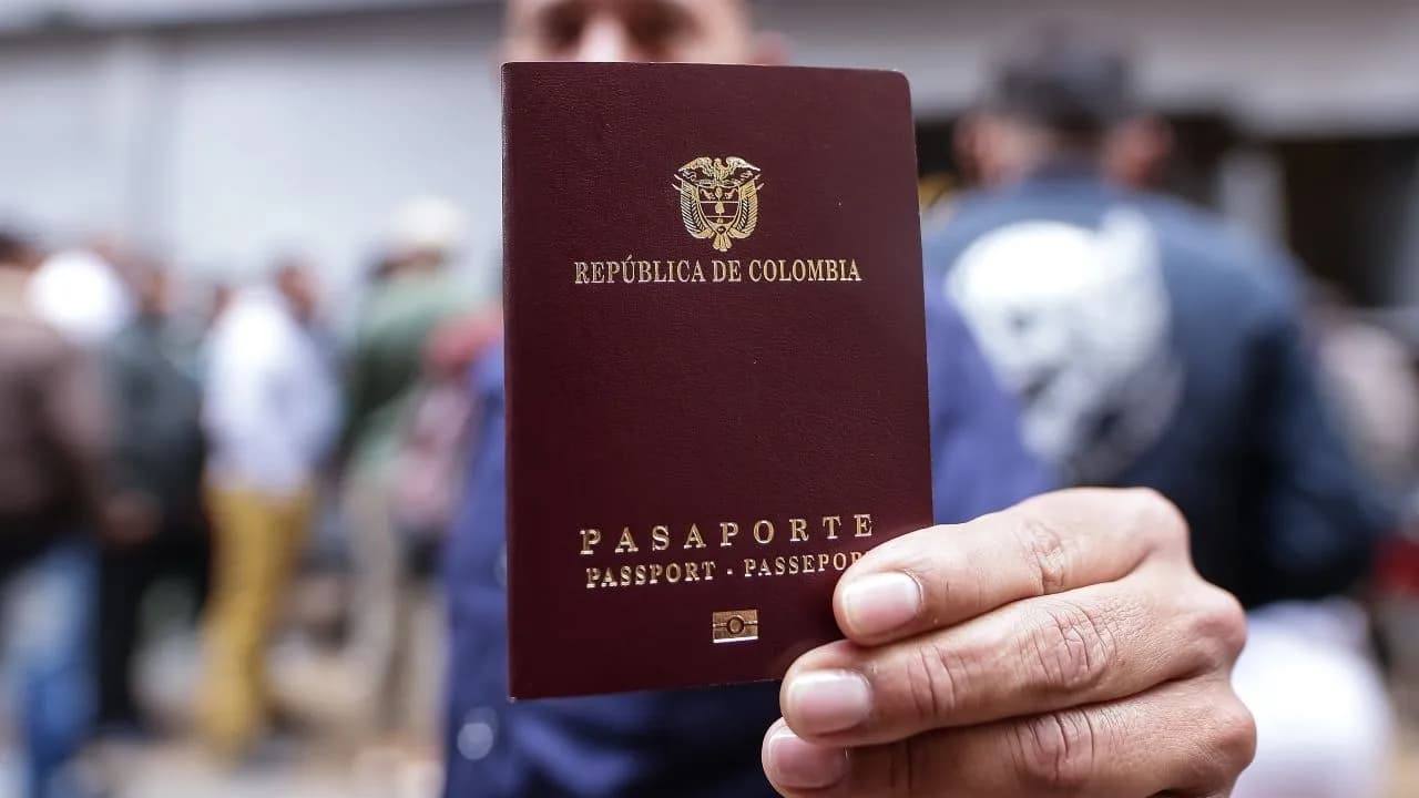 photologuephotos2024-08pasaportes-impresionjpg photologuephotos2024-08pasaportes-impresionjpg
