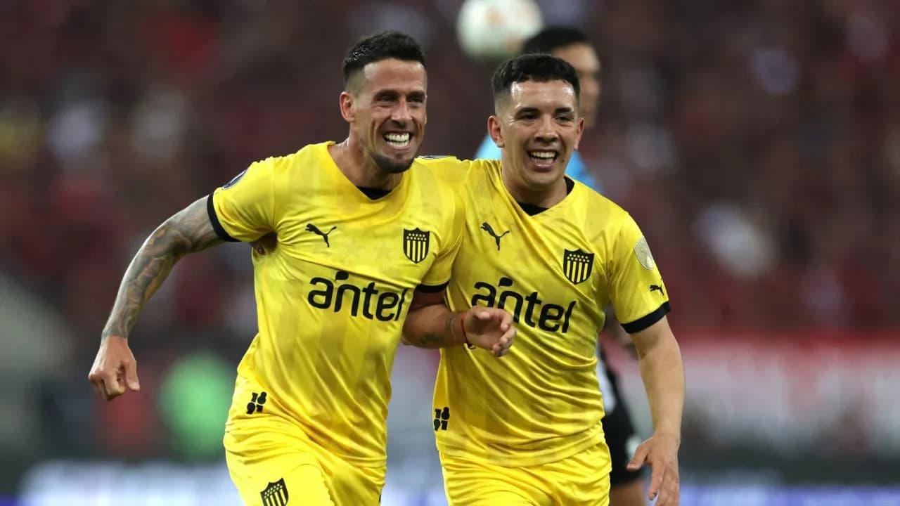 photologuephotos2024-09futbolistas_de_penarol_celebran_su_gol_contra_flamengojpg photologuephotos2024-09futbolistas_de_penarol_celebran_su_gol_contra_flamengojpg