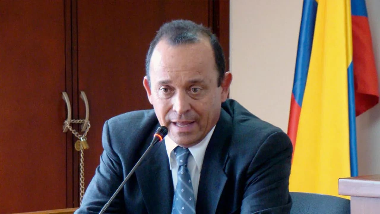 photologuephotos2024-11santaigo_uribe_velez_absueltojpeg photologuephotos2024-11santaigo_uribe_velez_absueltojpeg