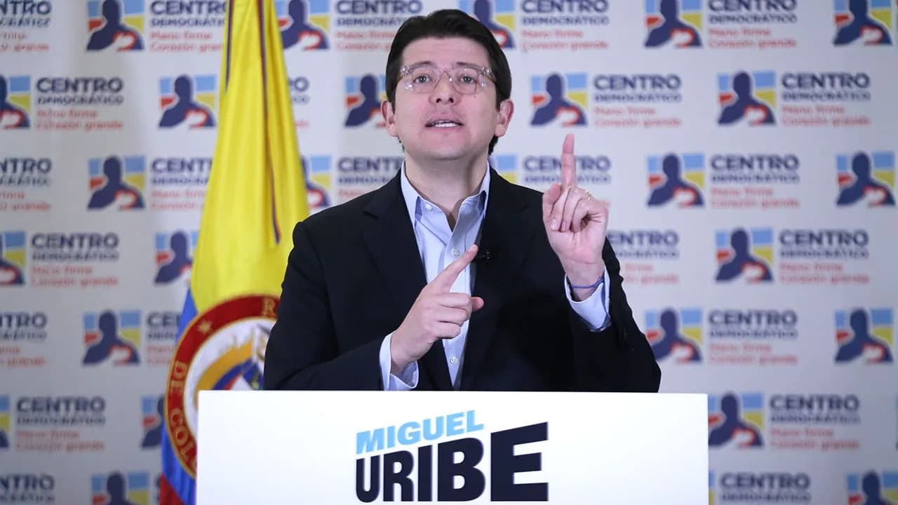 photologuephotos2024-10miguel_uribe_turbay_como_precandidato_presidenciajpeg photologuephotos2024-10miguel_uribe_turbay_como_precandidato_presidenciajpeg