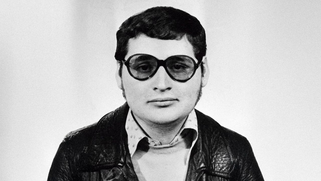 photologuephotos2025-01carlos_the_jackal_fake_peruvian_passport_photo_carlos_andres_martinez_torres_0jpg photologuephotos2025-01carlos_the_jackal_fake_peruvian_passport_photo_carlos_andres_martinez_torres_0jpg